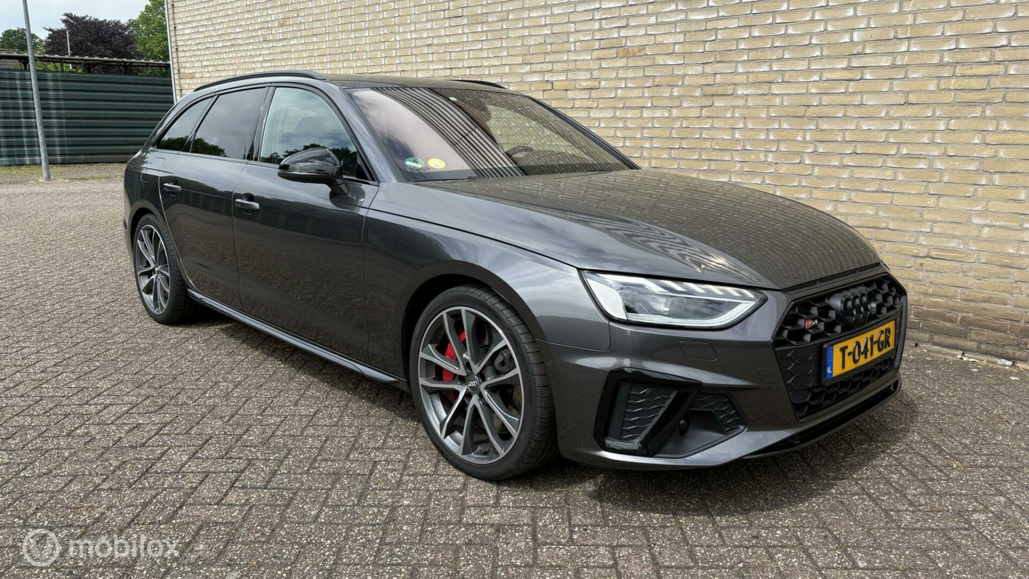 Audi-S4-15